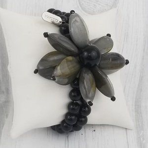 Kissaka Double Stranded Flower Stretch Bracelet Plastic Gray Brown Black U4